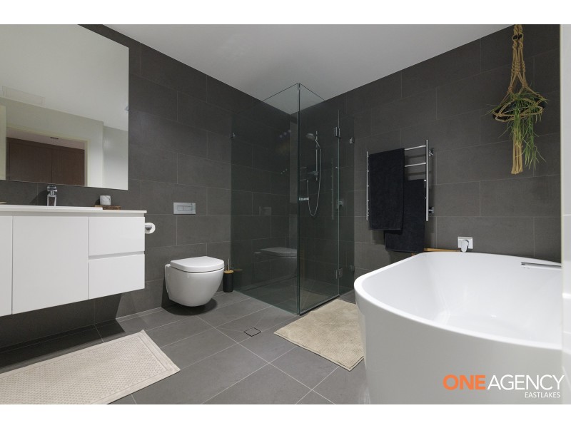 304/1 Mawson Close, Caves Beach NSW 2281