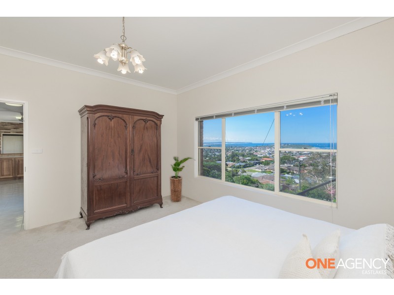11 Scenic Drive, Caves Beach NSW 2281