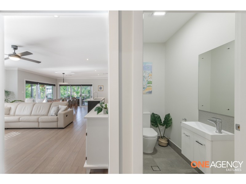 12 Bentwing Parade, Murrays Beach NSW 2281