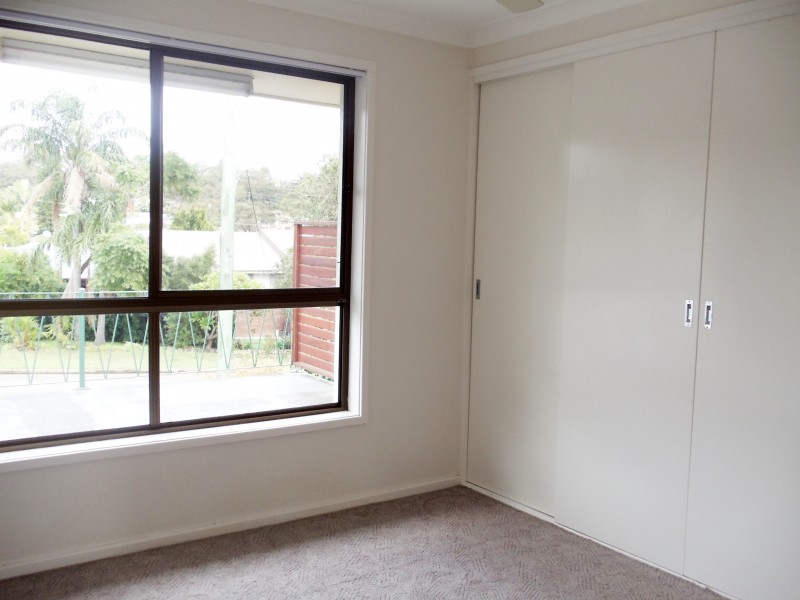 38a Glad Gunson Drive, Eleebana NSW 2282