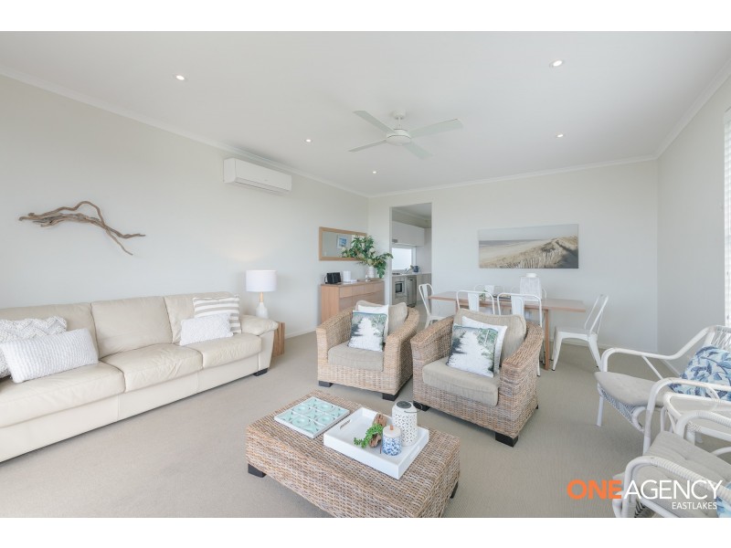 15/5 Island Outlook, Caves Beach NSW 2281
