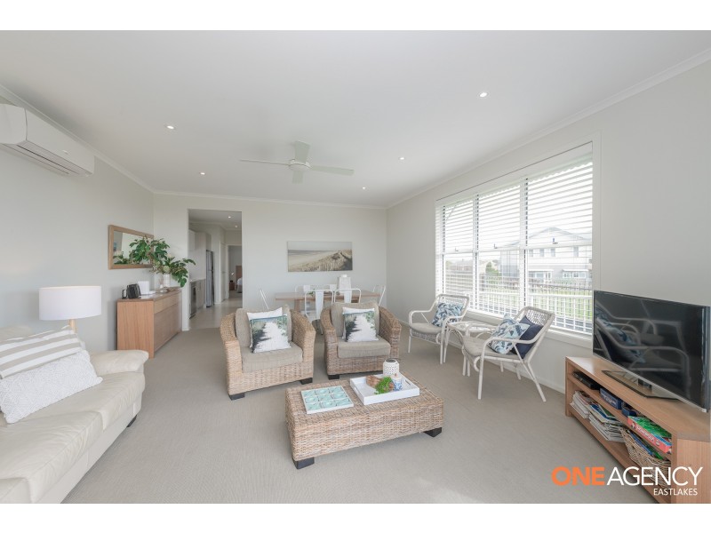 15/5 Island Outlook, Caves Beach NSW 2281