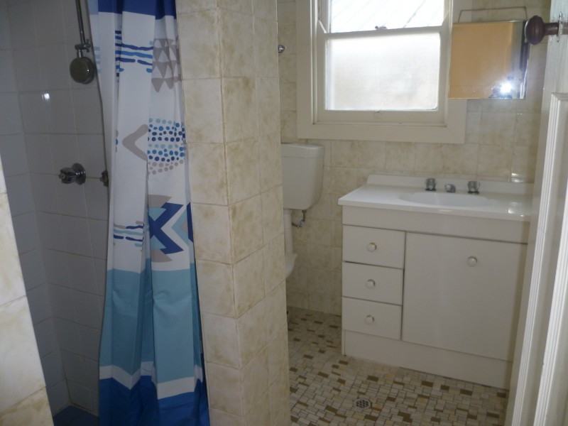 2 Faymax Street, Pelican NSW 2281