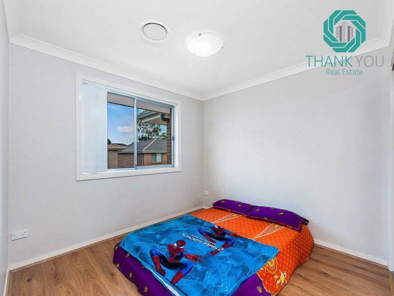 1 Varsha Glade, Woodcroft NSW 2767
