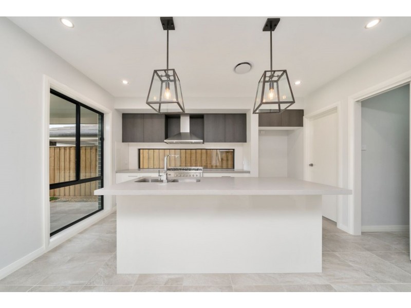6 Starling Street, Marsden Park NSW 2765