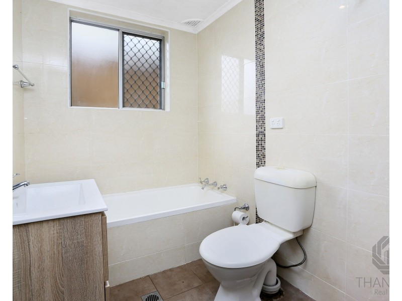 2/95 Hampden Road, Lakemba NSW 2195