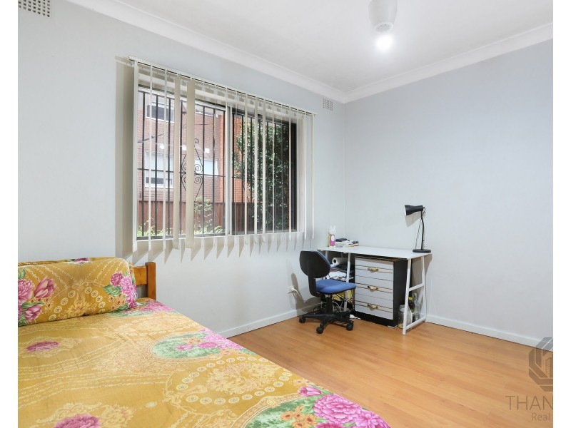 2/5 Fairmount Street, Lakemba NSW 2195