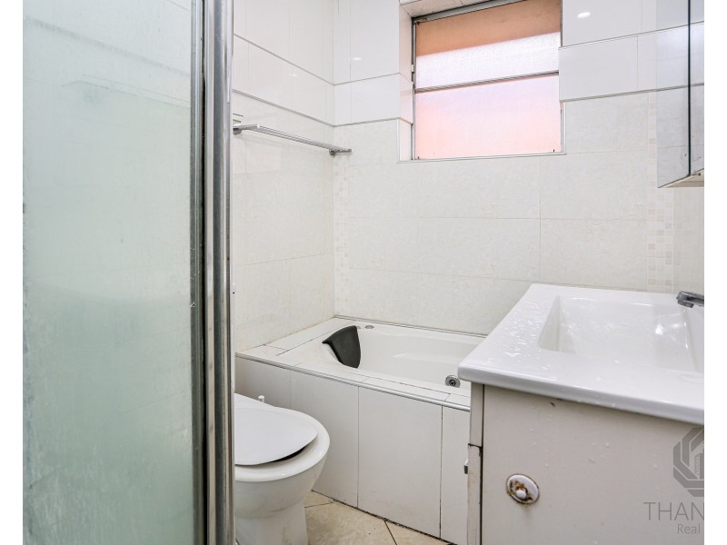 8/4 Boorea Avenue, Lakemba NSW 2195