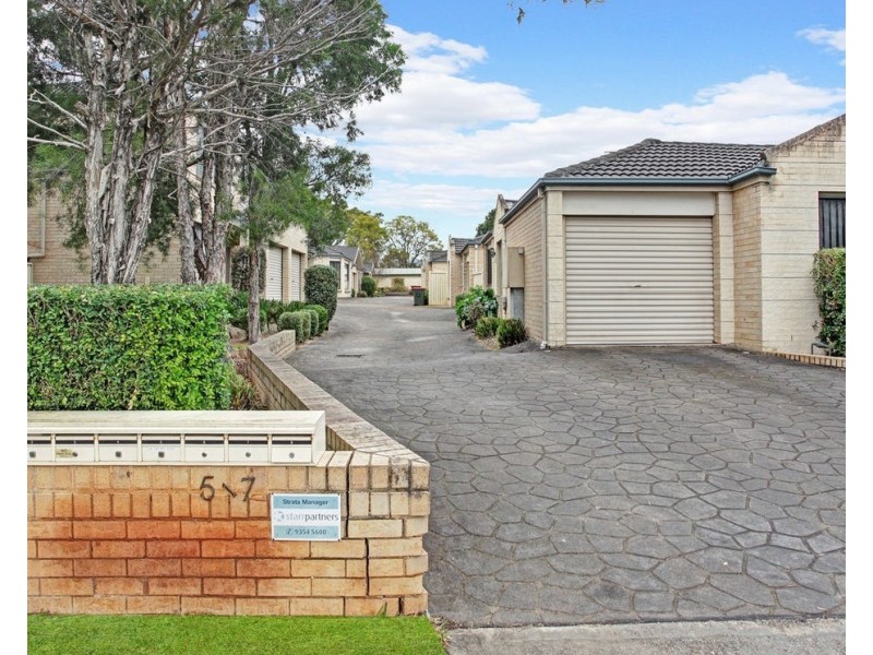 6/5-7 Bando Road, Girraween NSW 2145