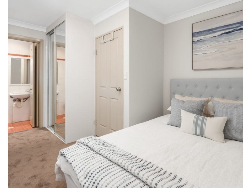 13/241-243 Old Windsor Road, Old Toongabbie NSW 2146