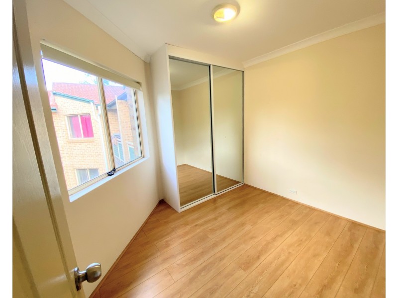 20/253 Dunmore Street, Pendle Hill NSW 2145