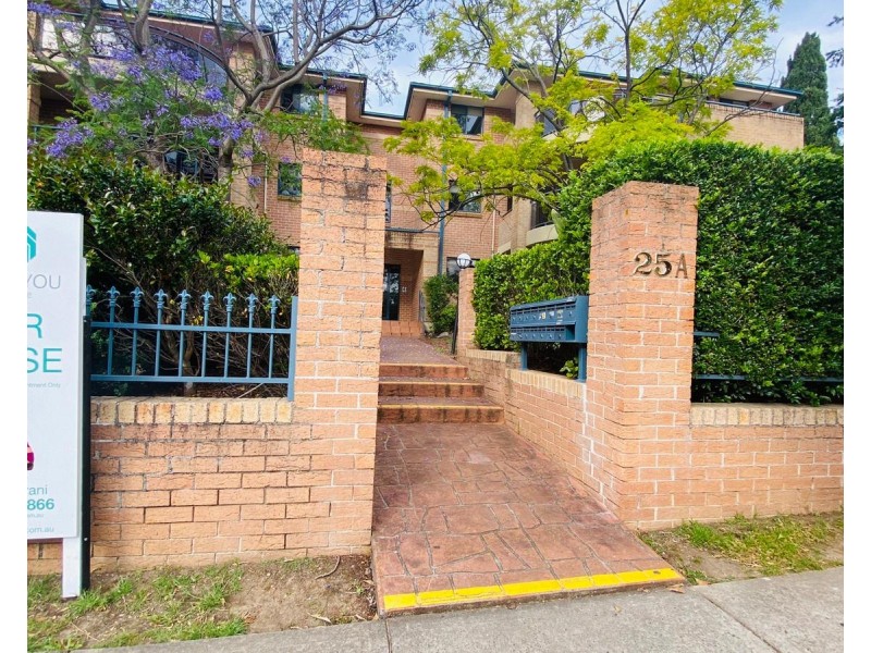 3/25A Good Street, Westmead NSW 2145