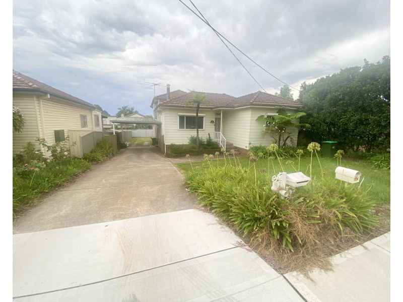 92 Bungaree Road, Toongabbie NSW 2146