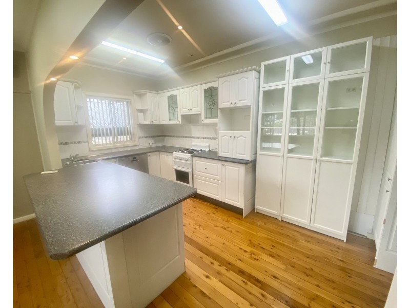 92 Bungaree Road, Toongabbie NSW 2146