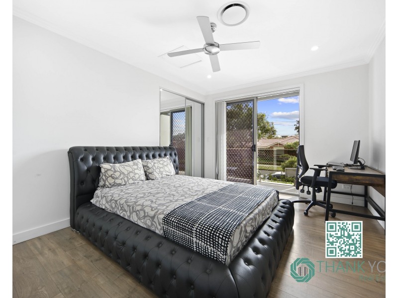 2/27c Carinya Road, Girraween NSW 2145