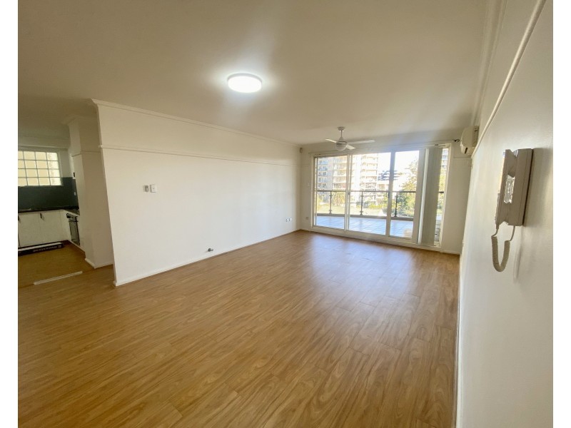 601/91A Bridge Road, Westmead NSW 2145