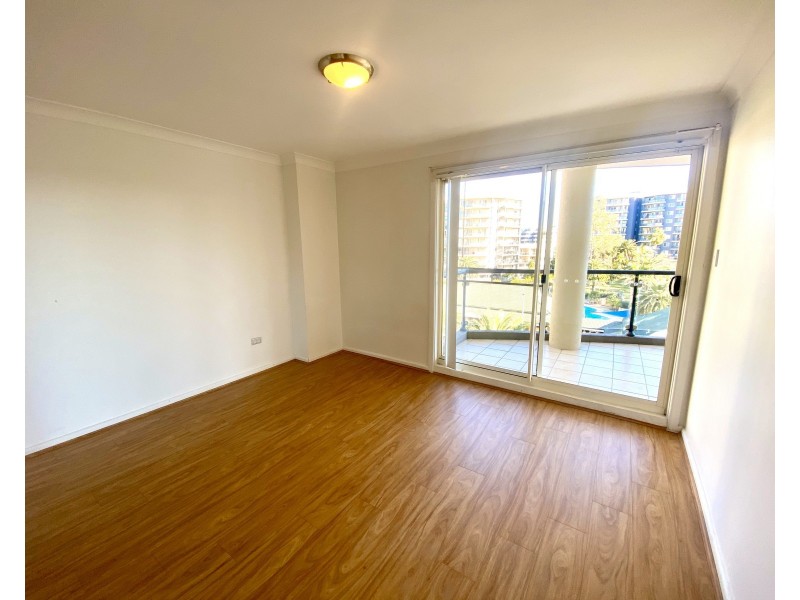 601/91A Bridge Road, Westmead NSW 2145