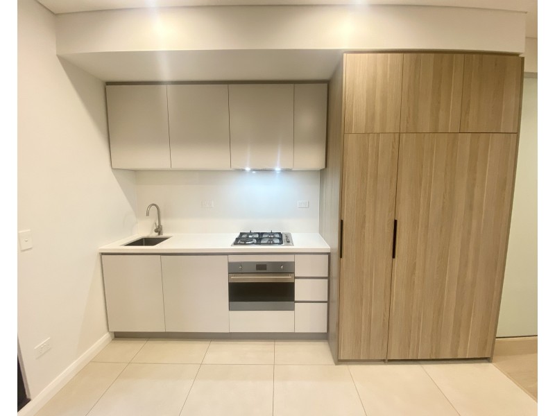 632/3 Maple Tree Road, Westmead NSW 2145