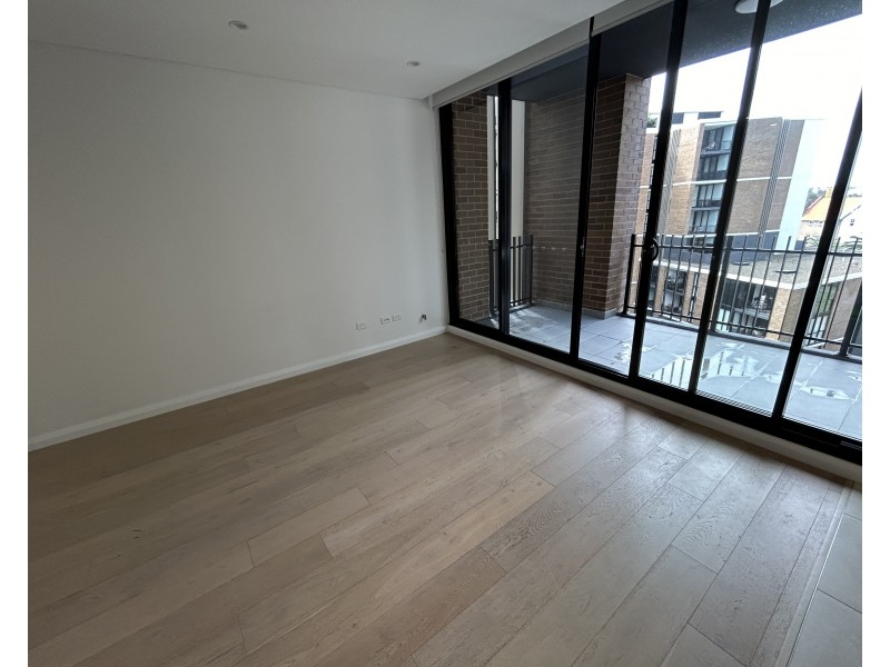 632/3 Maple Tree Road, Westmead NSW 2145