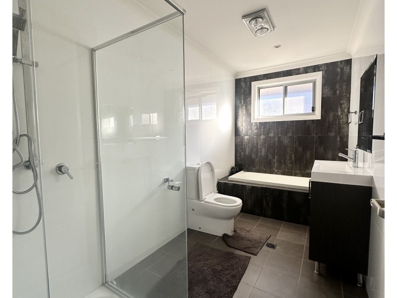 6/61 Portico Parade, Toongabbie NSW 2146