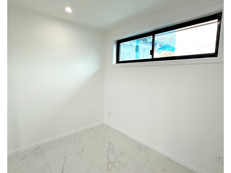 36a Ancona Avenue, Toongabbie NSW 2146