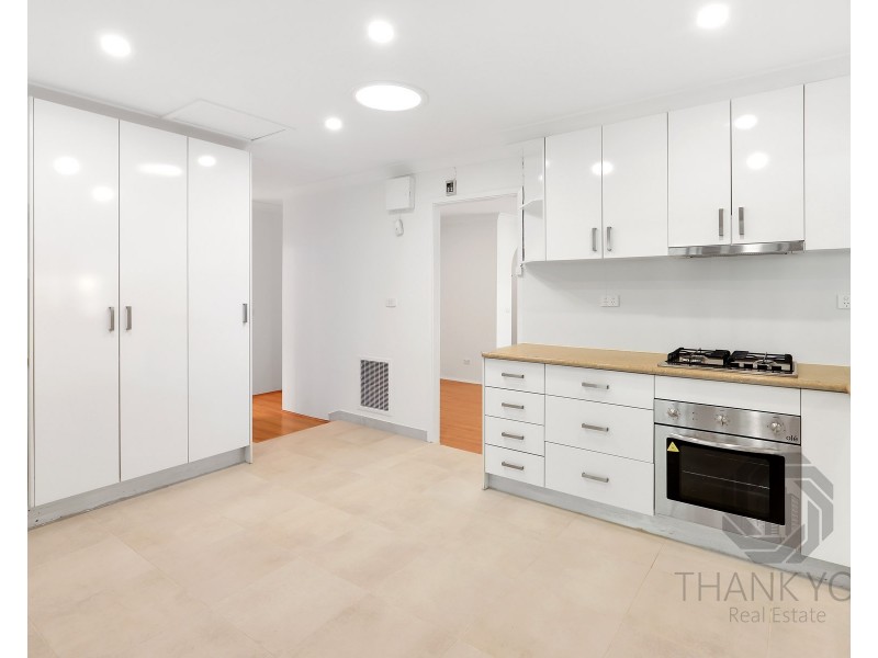 85 Tallagandra Drive, Quakers Hill NSW 2763