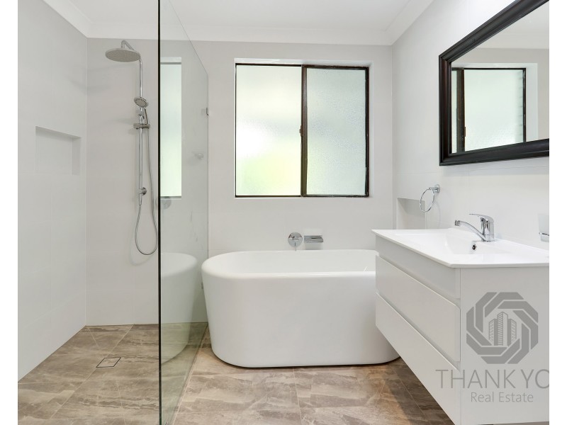 85 Tallagandra Drive, Quakers Hill NSW 2763