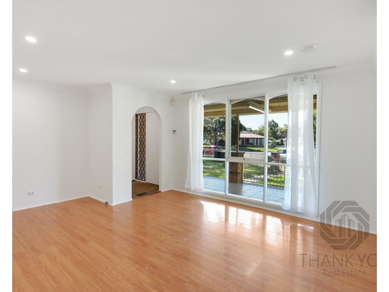 85 Tallagandra Drive, Quakers Hill NSW 2763