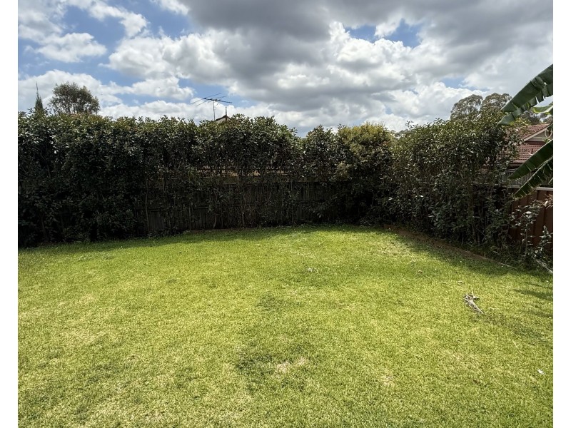 219 Old Windsor Road, Northmead NSW 2152
