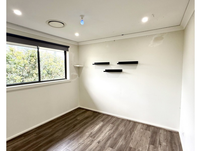 219 Old Windsor Road, Northmead NSW 2152