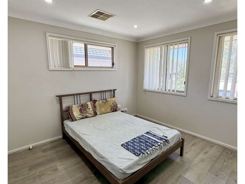 15 Lawson Avenue, Pemulwuy NSW 2145