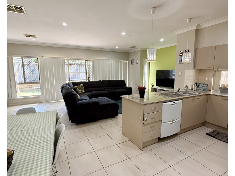 15 Lawson Avenue, Pemulwuy NSW 2145