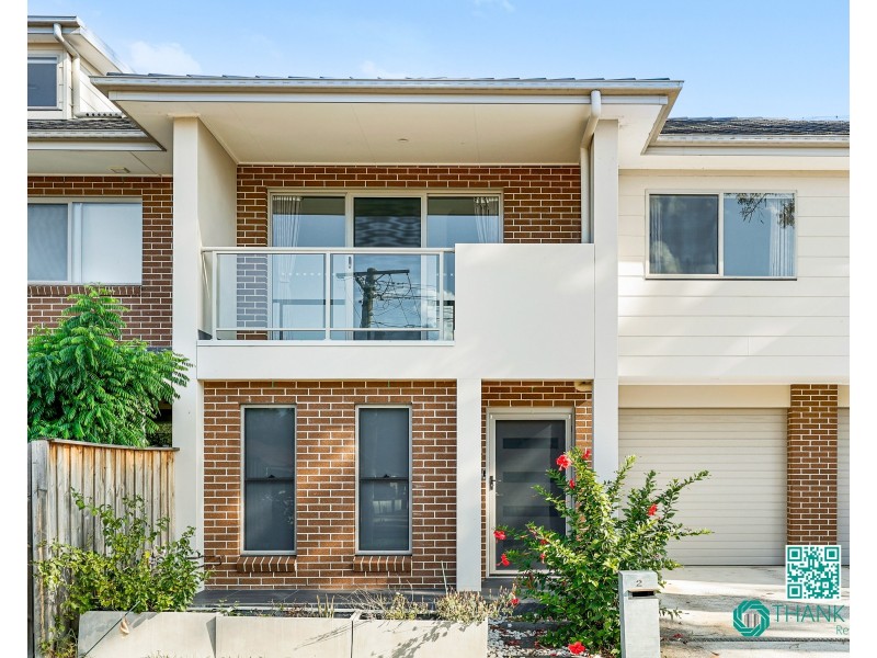2/1 Budgeree Road, Toongabbie NSW 2146