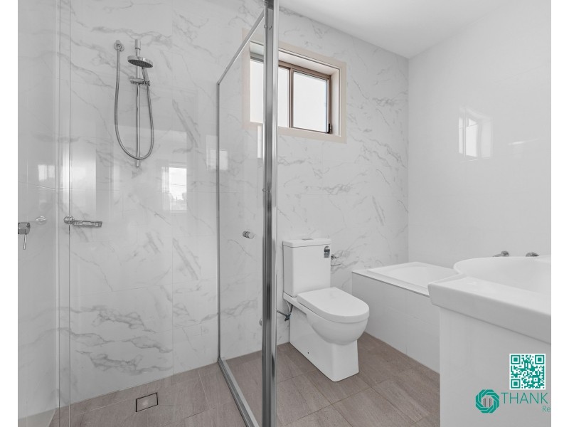 2/1 Budgeree Road, Toongabbie NSW 2146