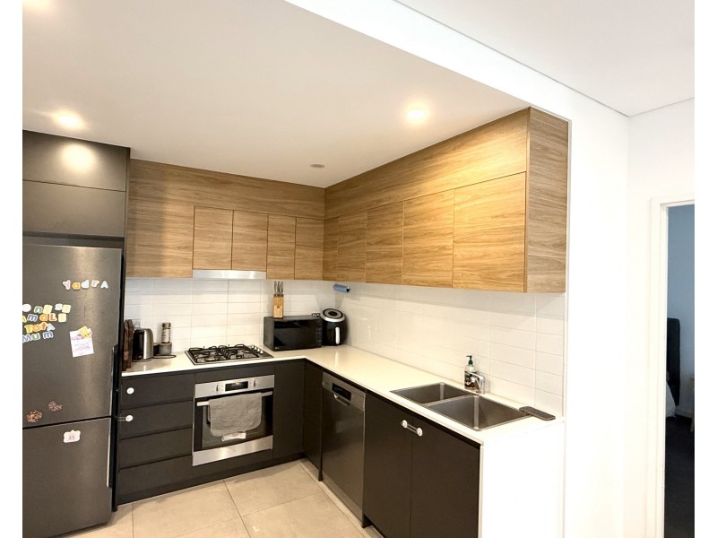 204/9 Harvey Place, Toongabbie NSW 2146