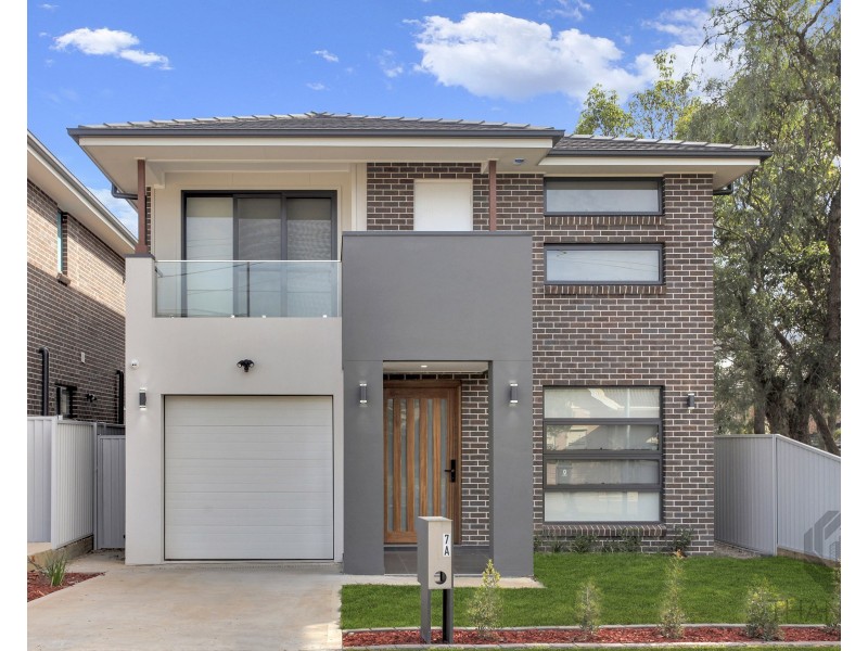 7A Daley Street, Pendle Hill NSW 2145