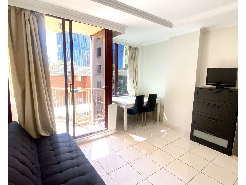 27/22-32 Great Western Highway, Parramatta NSW 2150