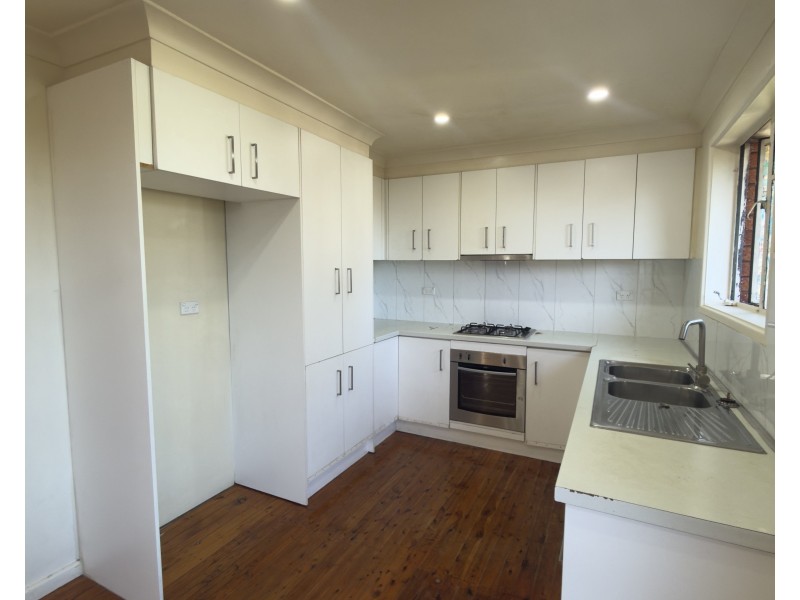 84 Ballandella Road, Toongabbie NSW 2146