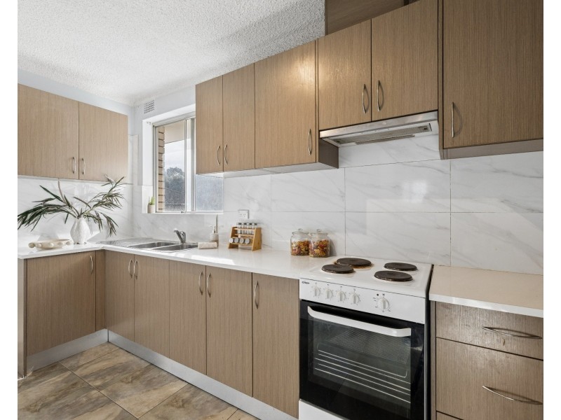 8/25-29 Bowden Street, Harris Park NSW 2150