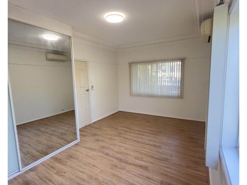 2 Bogalara Road, Old Toongabbie NSW 2146