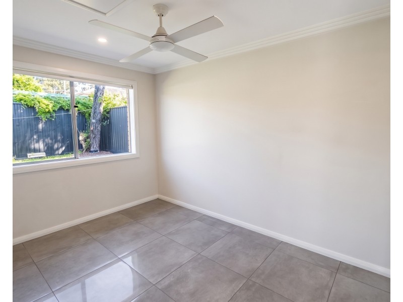 36a Orleans Cresent, Toongabbie NSW 2146