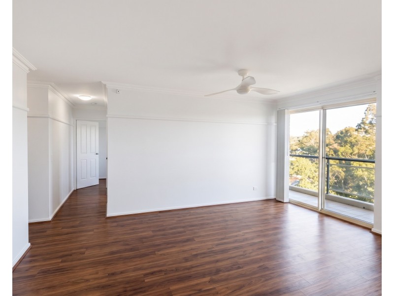 802/91A Bridge Road, Westmead NSW 2145