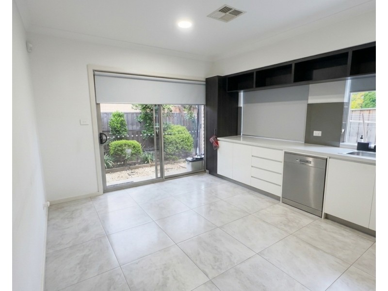 4/1 Budgeree Road, Toongabbie NSW 2146
