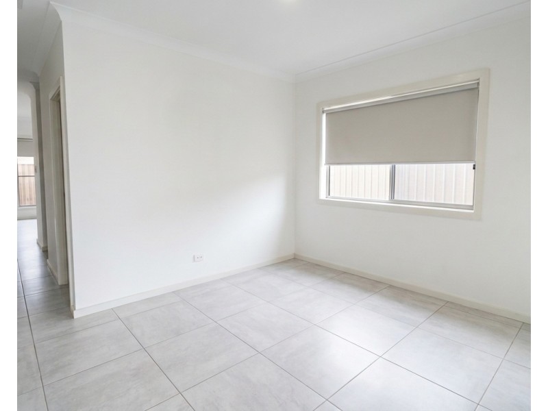 4/1 Budgeree Road, Toongabbie NSW 2146
