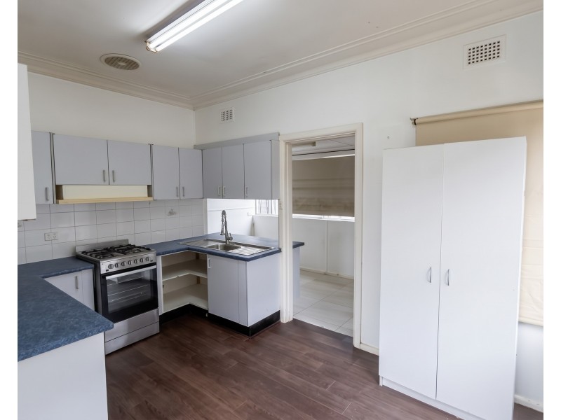 92 Bombala Street, Pendle Hill NSW 2145