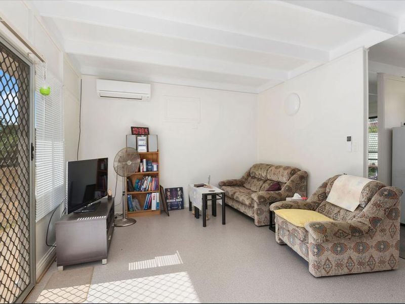 23 York Street, Oakey QLD 4401