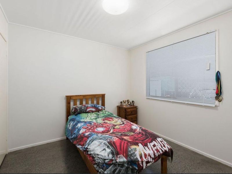 23 York Street, Oakey QLD 4401