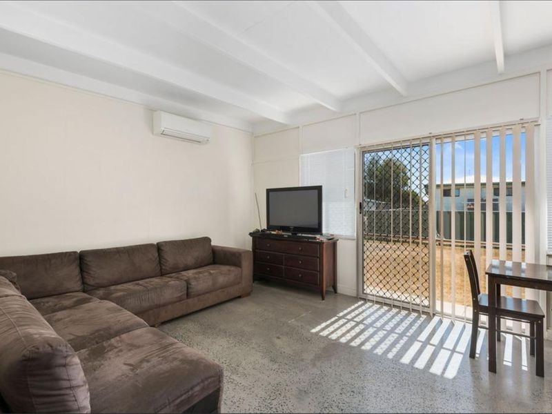 23 York Street, Oakey QLD 4401