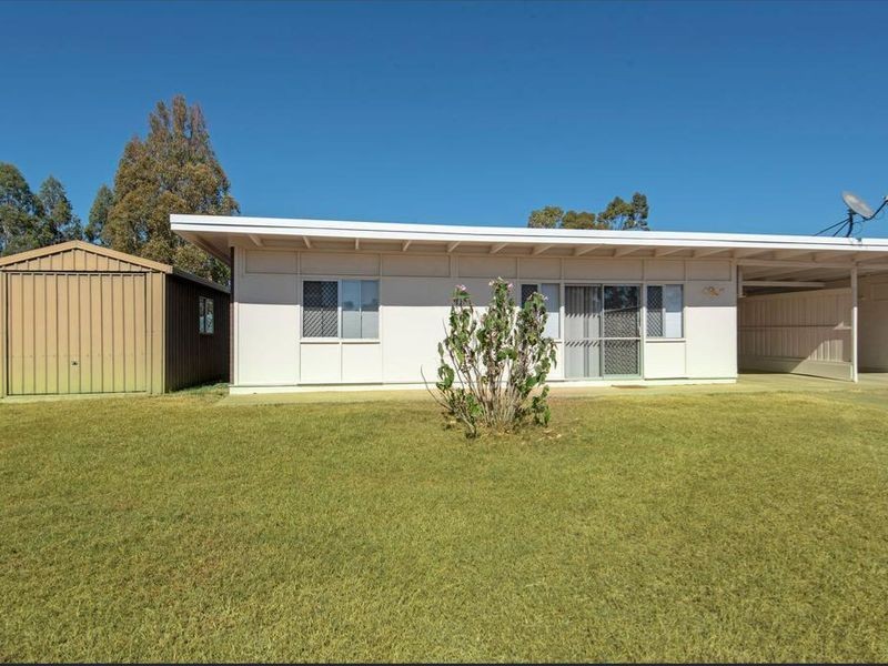 23 York Street, Oakey QLD 4401