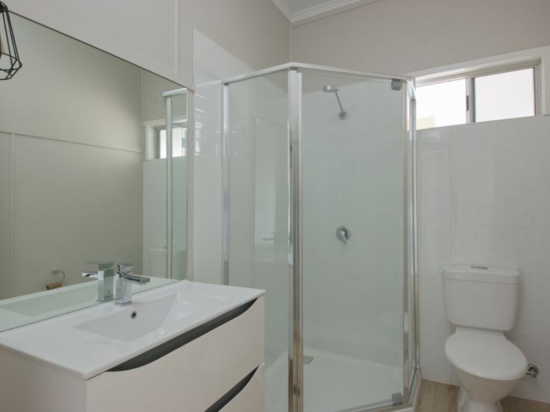 13 Toowoomba Road, Oakey QLD 4401